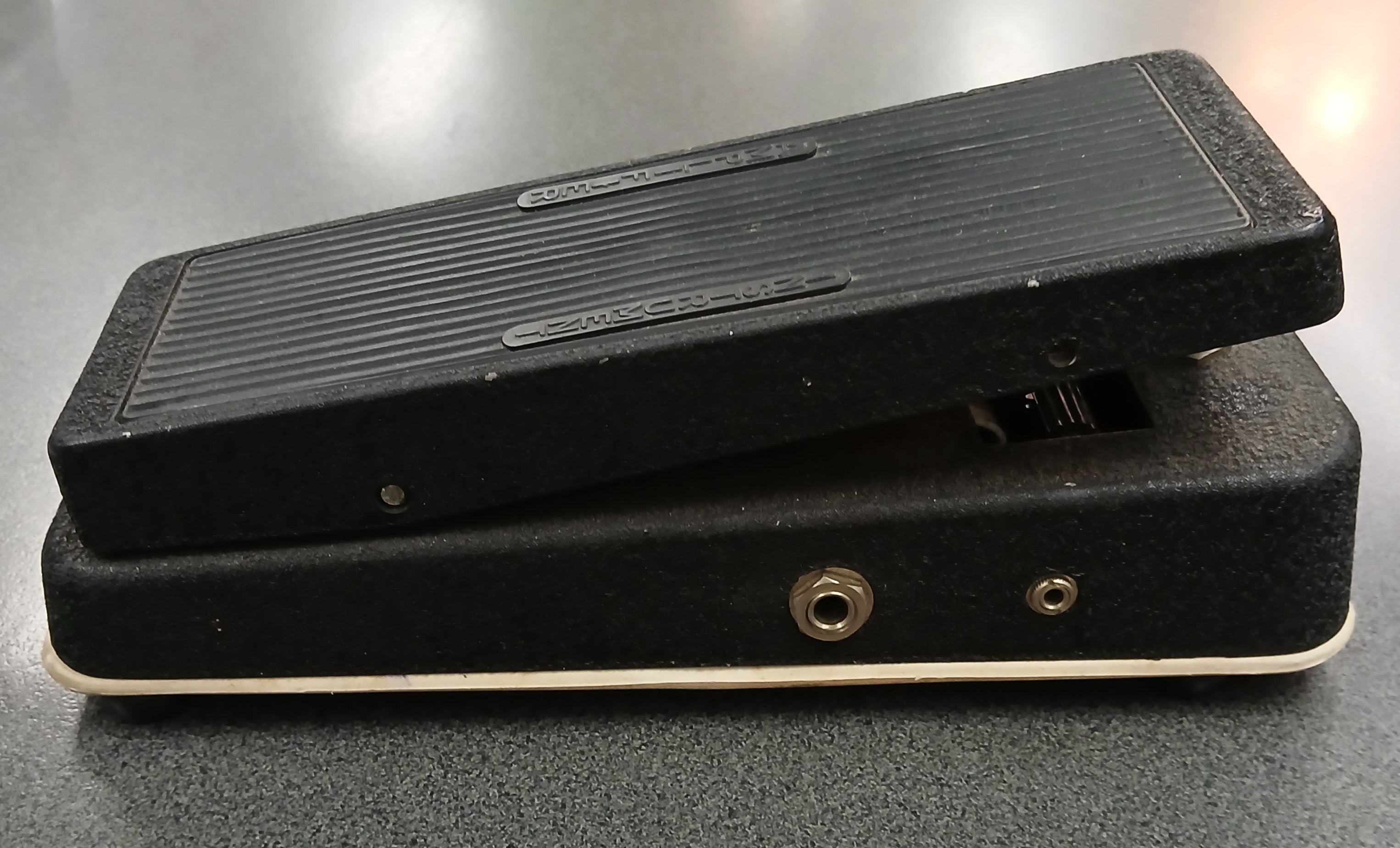 1970s Jen Crybaby Super Wah Pedal Made in Italy Model 250.422 Red Fase