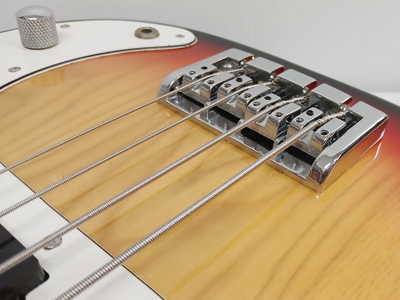 Tender Precision Bass Maple Neck MIJ