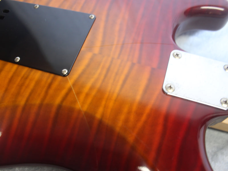 Squier Japan SST-39 1995 Flamed Finish