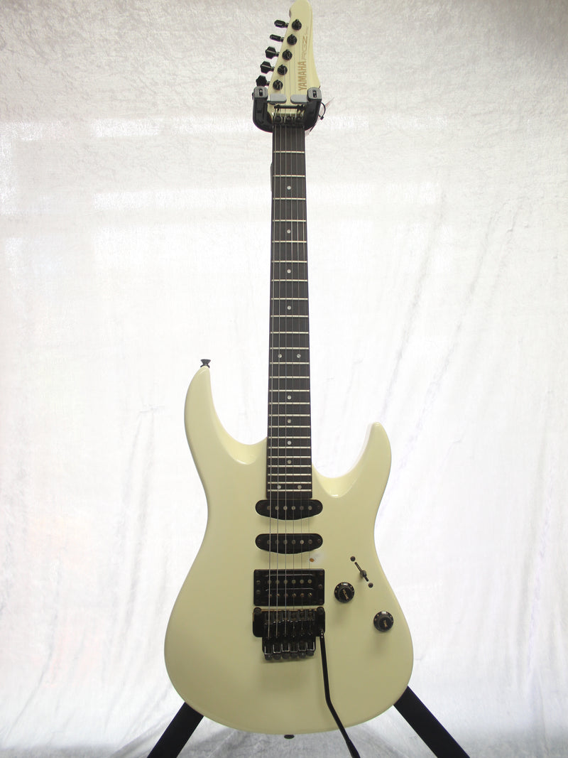 Yamaha RGZ 111 Strat White w/Trem