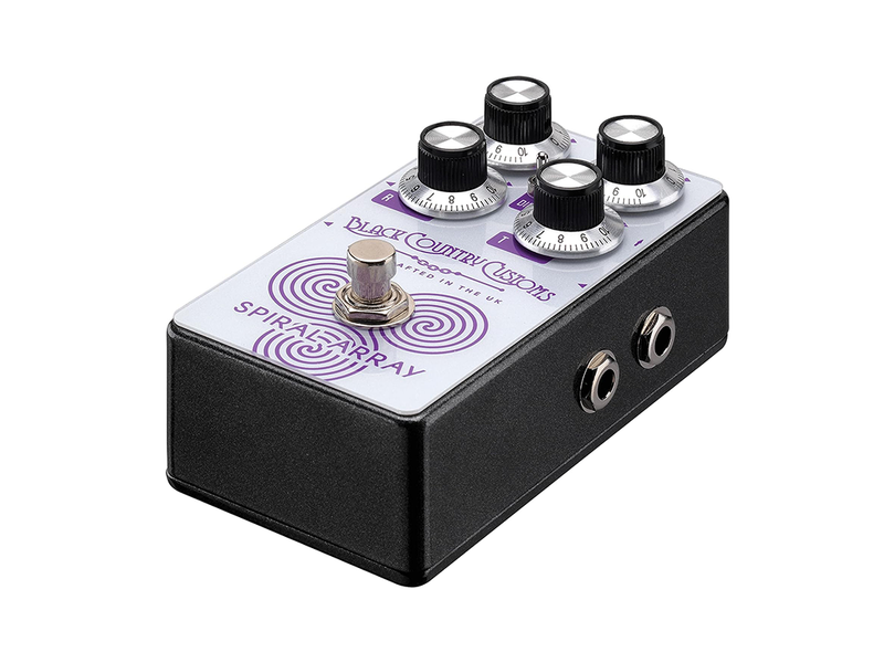 Black Country Customs Spiral Array Chorus