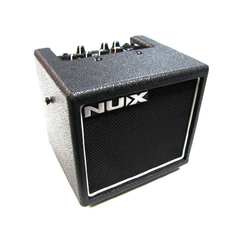Nux 8 Watt Buskers Amp
